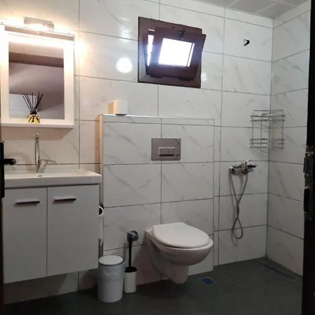 Anemos Stone Apartmán *
